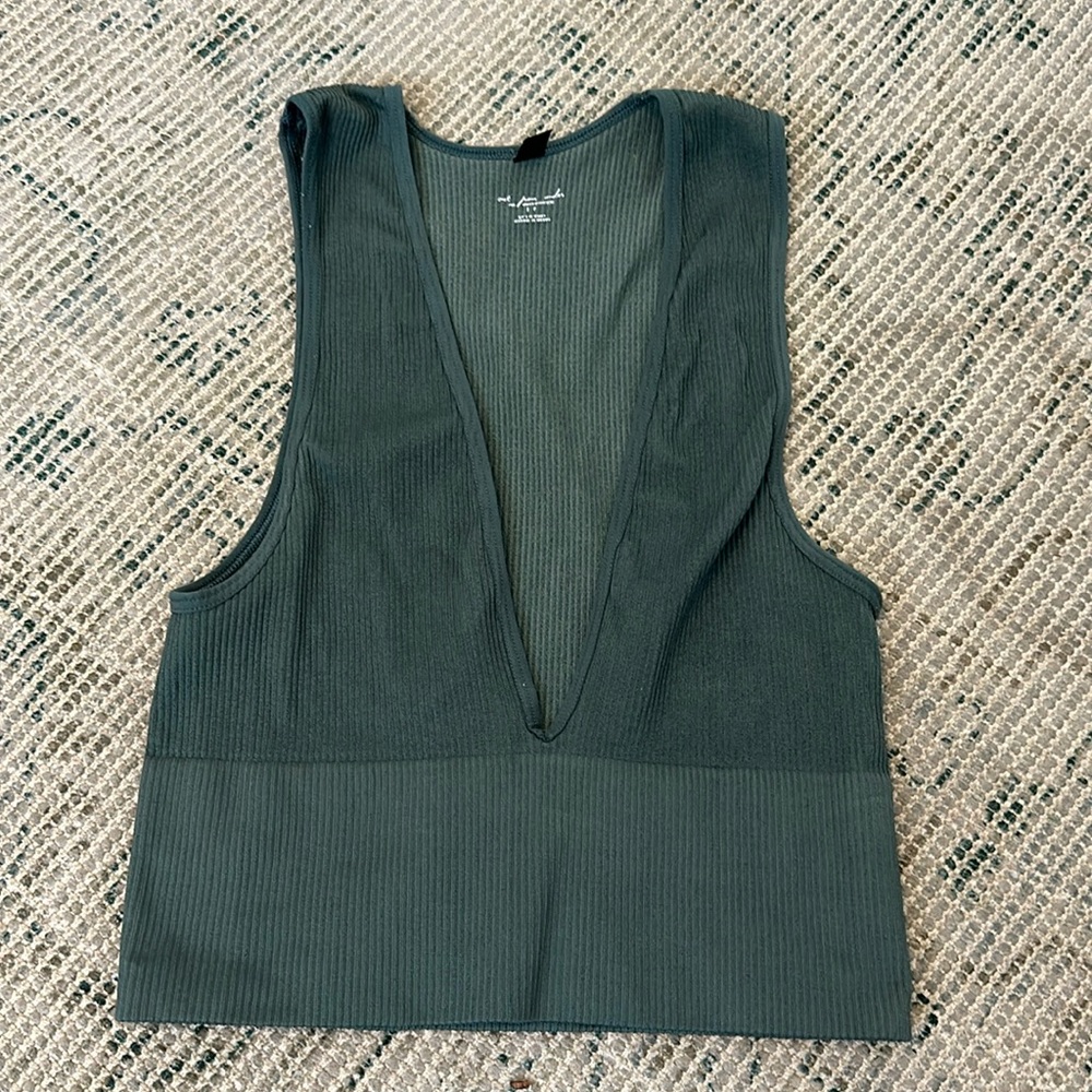 green fitted crop top